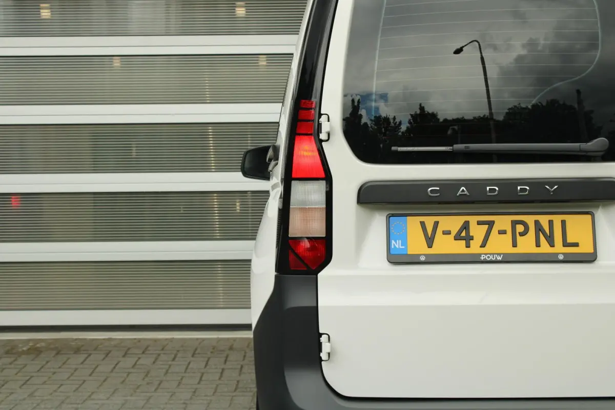 2.0 TDI 122pk DSG | Glaslook | Schuifdeur L+R | Navigatie | Parkeersensoren | Cruise Control | Airco