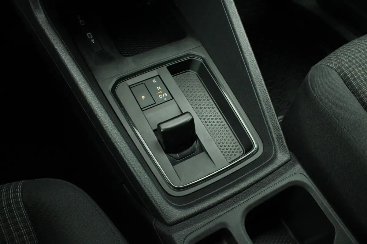 2.0 TDI 122pk DSG | Glaslook | Schuifdeur L+R | Navigatie | Parkeersensoren | Cruise Control | Airco