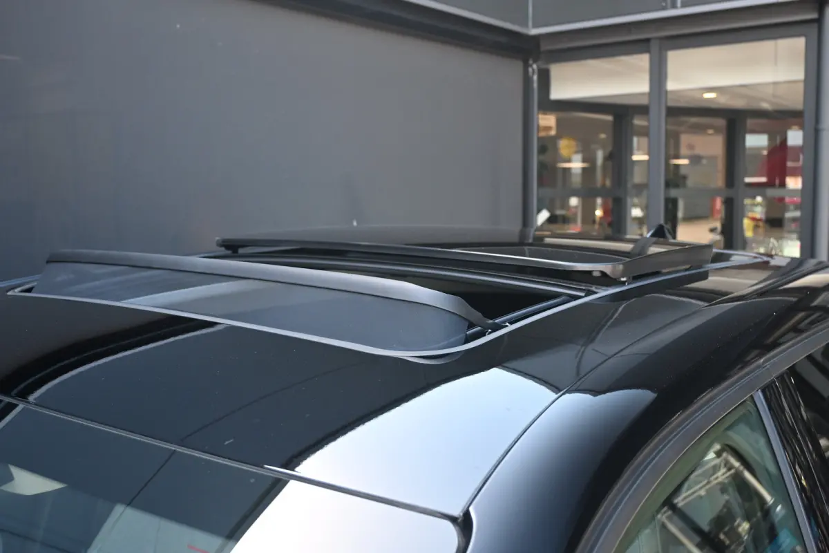 Max Comfort Range 73 kWh tot 8 jaar garantie! 99% SOH | Schuif-/Kanteldak | Navigatie | Massagestoelen | Leder | Adaptive Cruise | HUD | Stoel/Stuuverwarming | !!