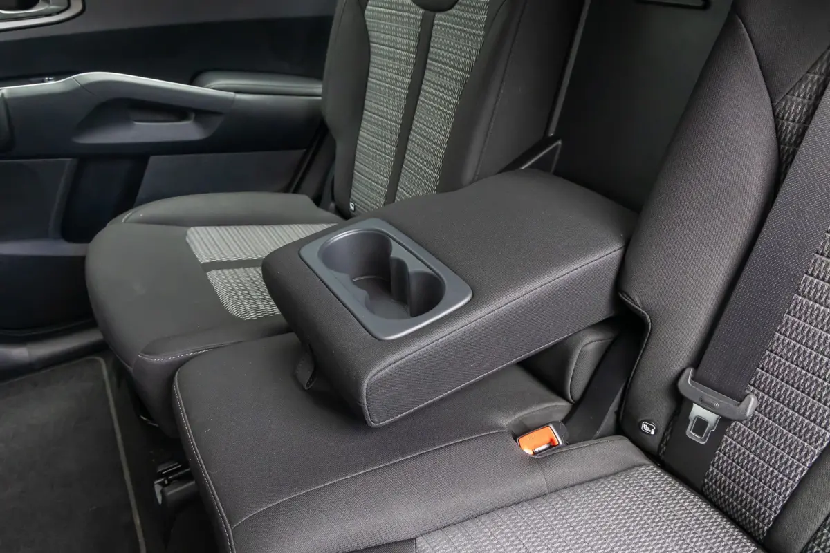 1.6 T-GDI Plug-in Hybrid 4WD DynamicLine 7p. | Trekhaak | 7-zitter! | Cruise adaptief | Stoel/stuur verwarming | Camera | Elektrisch verstelbare bestuurdersstoel | Winterset | Achteruitrijca