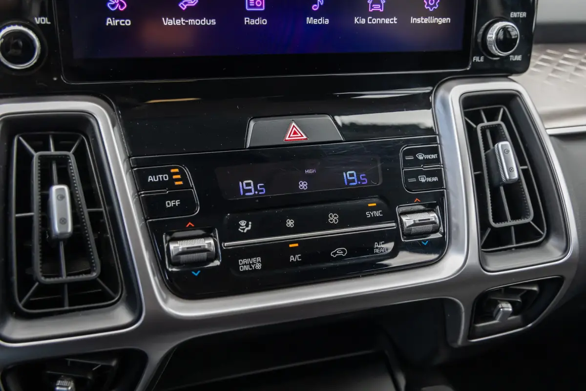 1.6 T-GDI Plug-in Hybrid 4WD DynamicLine 7p. | Trekhaak | 7-zitter! | Cruise adaptief | Stoel/stuur verwarming | Camera | Elektrisch verstelbare bestuurdersstoel | Winterset | Achteruitrijca