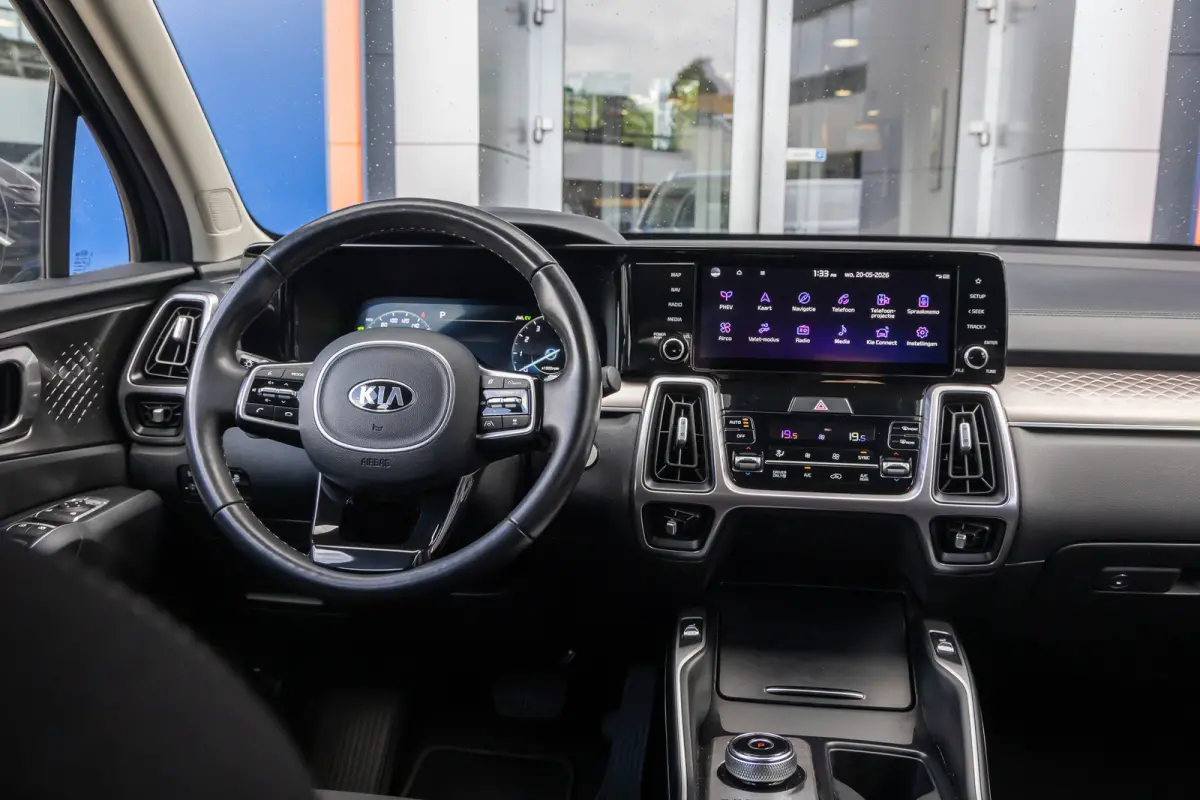 1.6 T-GDI Plug-in Hybrid 4WD DynamicLine 7p. | Trekhaak | 7-zitter! | Cruise adaptief | Stoel/stuur verwarming | Camera | Elektrisch verstelbare bestuurdersstoel | Winterset | Achteruitrijca