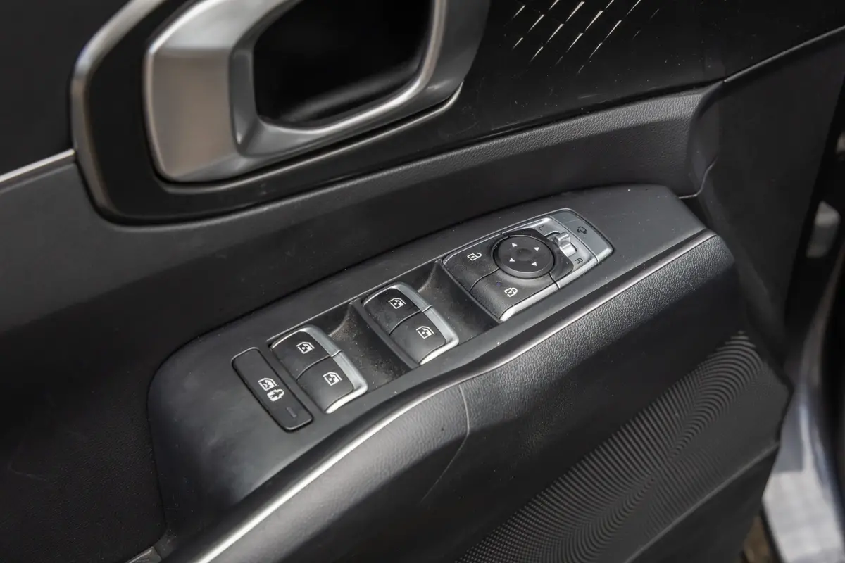 1.6 T-GDI Plug-in Hybrid 4WD DynamicLine 7p. | Trekhaak | 7-zitter! | Cruise adaptief | Stoel/stuur verwarming | Camera | Elektrisch verstelbare bestuurdersstoel | Winterset | Achteruitrijca