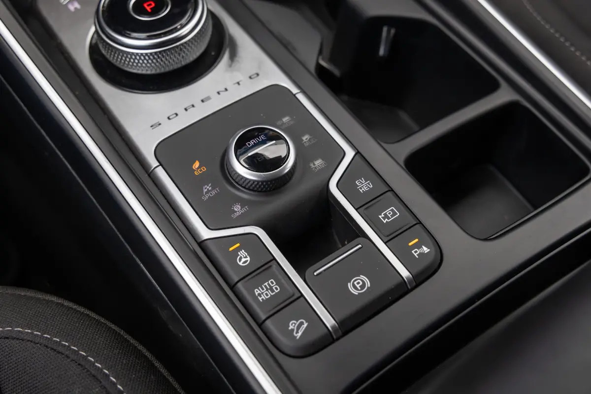 1.6 T-GDI Plug-in Hybrid 4WD DynamicLine 7p. | Trekhaak | 7-zitter! | Cruise adaptief | Stoel/stuur verwarming | Camera | Elektrisch verstelbare bestuurdersstoel | Winterset | Achteruitrijca