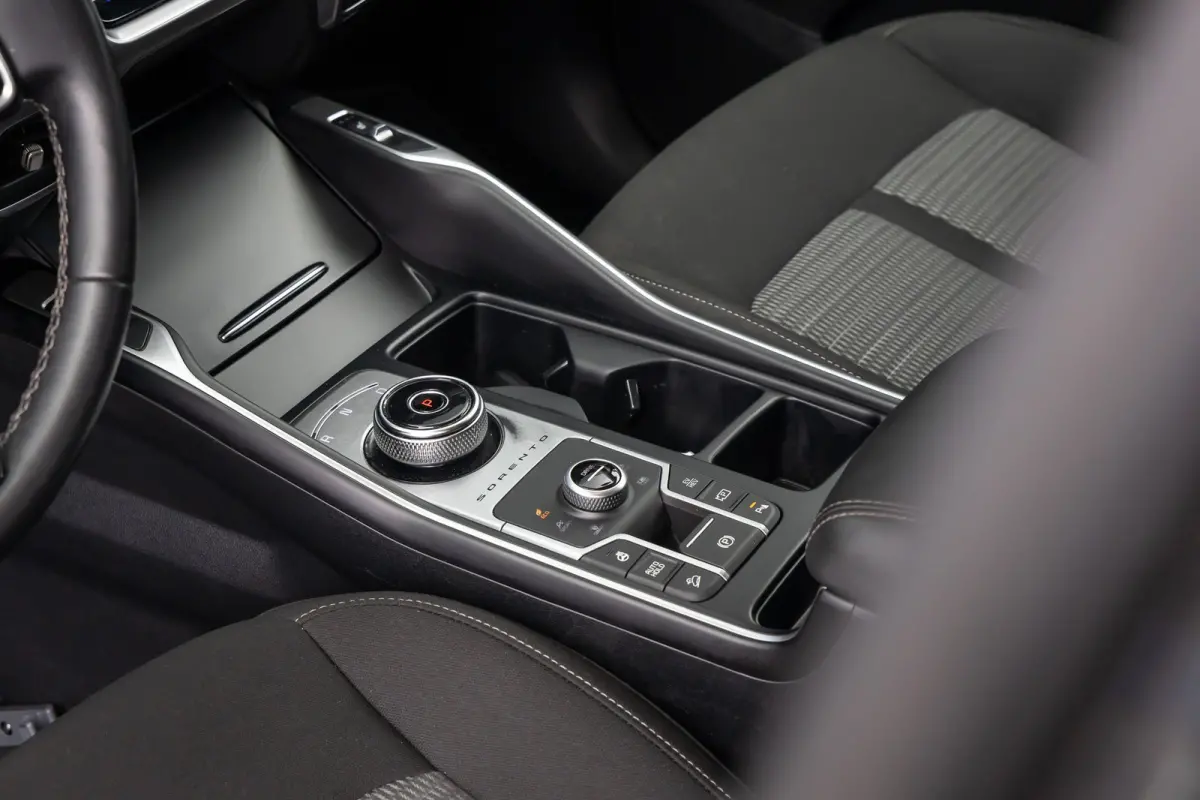 1.6 T-GDI Plug-in Hybrid 4WD DynamicLine 7p. | Trekhaak | 7-zitter! | Cruise adaptief | Stoel/stuur verwarming | Camera | Elektrisch verstelbare bestuurdersstoel | Winterset | Achteruitrijca