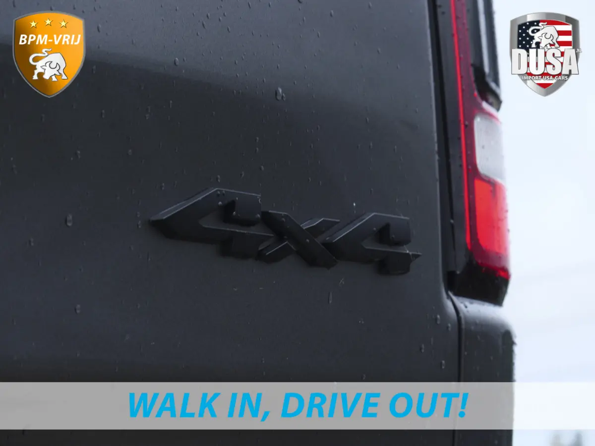1500 | Laramie Sport | 5.7 V8 | HEMI | 4x4 | Crew Cab Panoramadak | Leder | Uconnect touchscreen | Nieuw binnen!