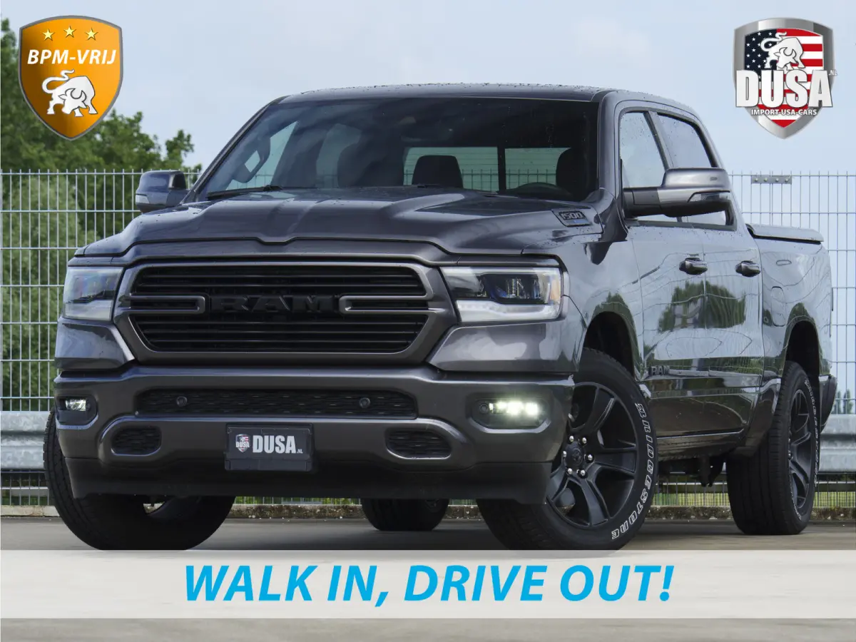1500 | Laramie Sport | 5.7 V8 | HEMI | 4x4 | Crew Cab Panoramadak | Leder | Uconnect touchscreen | Nieuw binnen!