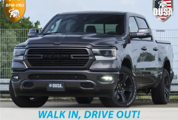 1500 | Laramie Sport | 5.7 V8 | HEMI | 4x4 | Crew Cab Panoramadak | Leder | Uconnect touchscreen | Nieuw binnen!