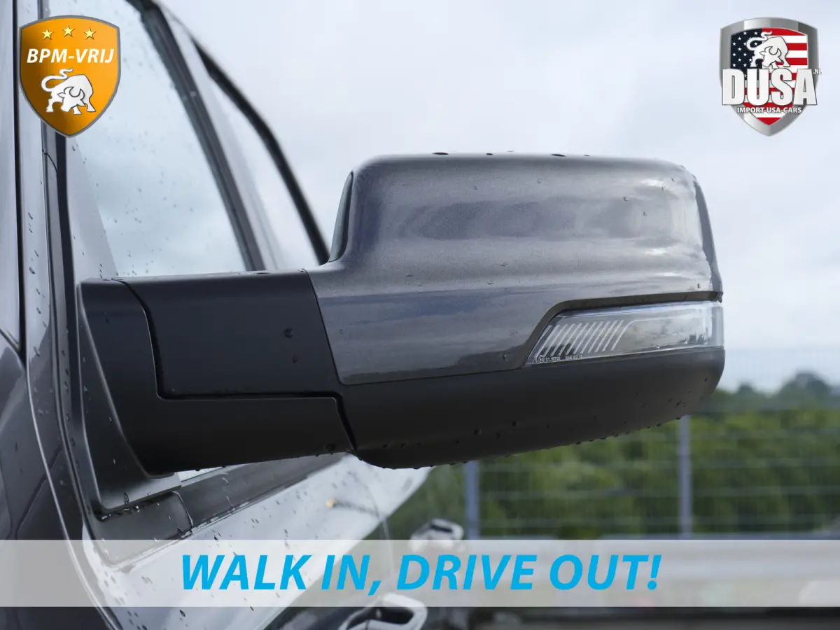 1500 | Laramie Sport | 5.7 V8 | HEMI | 4x4 | Crew Cab Panoramadak | Leder | Uconnect touchscreen | Nieuw binnen!