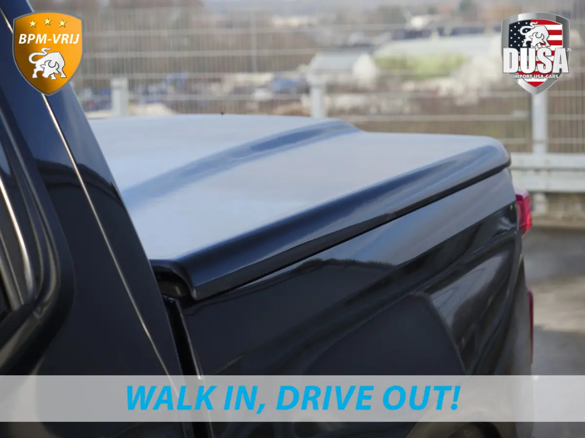 1500 | Laramie Sport | 5.7 V8 | HEMI | 4x4 | Crew Cab Panoramadak | Leder | Uconnect touchscreen | Nieuw binnen!