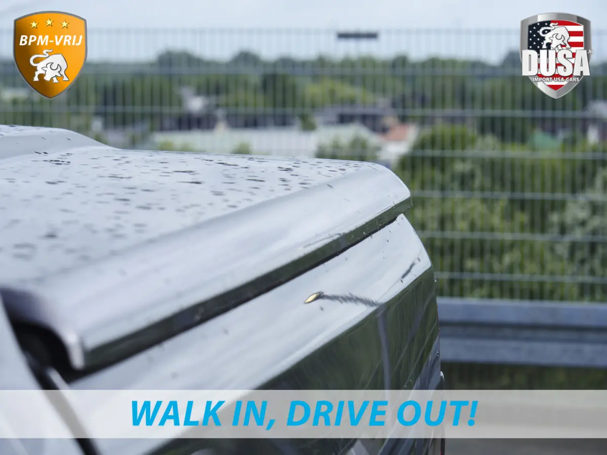 1500 | Laramie Sport | 5.7 V8 | HEMI | 4x4 | Crew Cab Panoramadak | Leder | Uconnect touchscreen | Nieuw binnen!