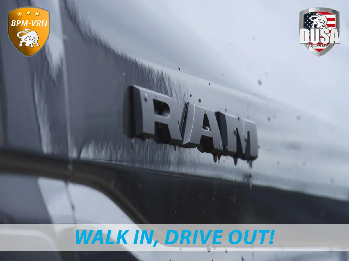 1500 | Laramie Sport | 5.7 V8 | HEMI | 4x4 | Crew Cab Panoramadak | Leder | Uconnect touchscreen | Nieuw binnen!