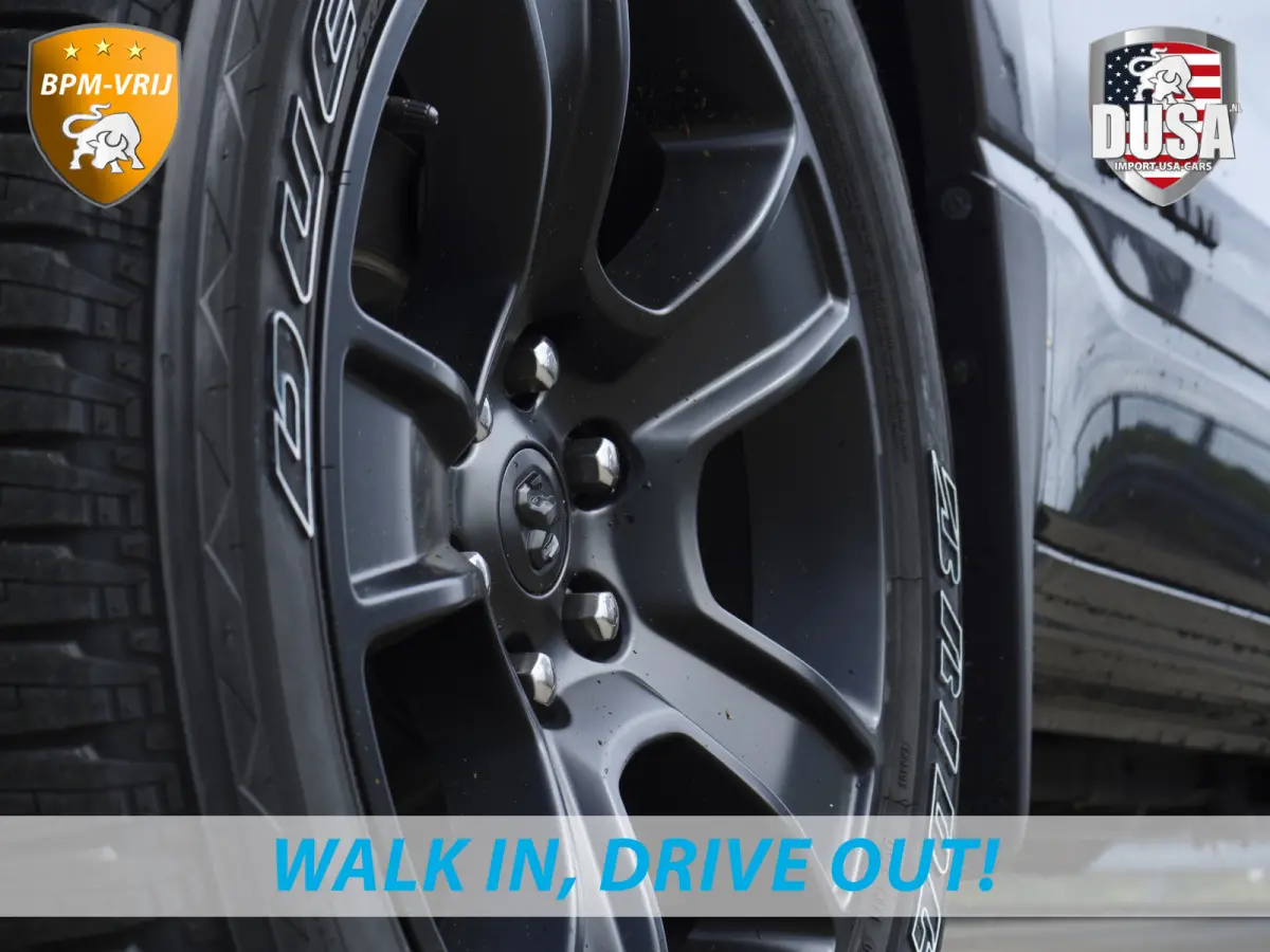 1500 | Laramie Sport | 5.7 V8 | HEMI | 4x4 | Crew Cab Panoramadak | Leder | Uconnect touchscreen | Nieuw binnen!