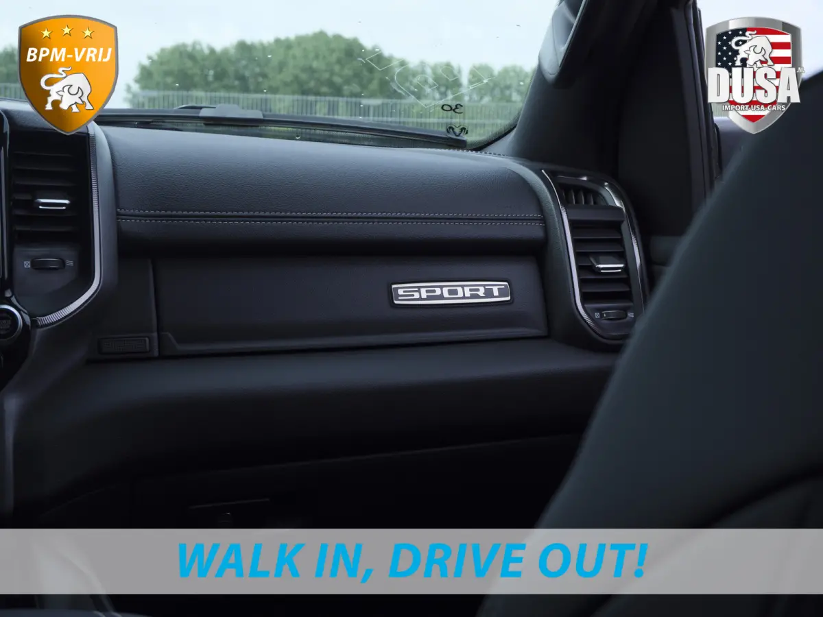 1500 | Laramie Sport | 5.7 V8 | HEMI | 4x4 | Crew Cab Panoramadak | Leder | Uconnect touchscreen | Nieuw binnen!