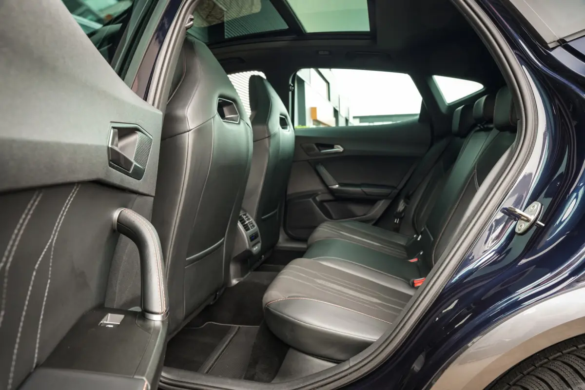 1.4 e-Hybrid VZ Copper Edition | PANORAMADAK | CUPRA KUIPSTOELEN | ACC | VIRTUAL COCKPIT | METALIC | MOOI! |