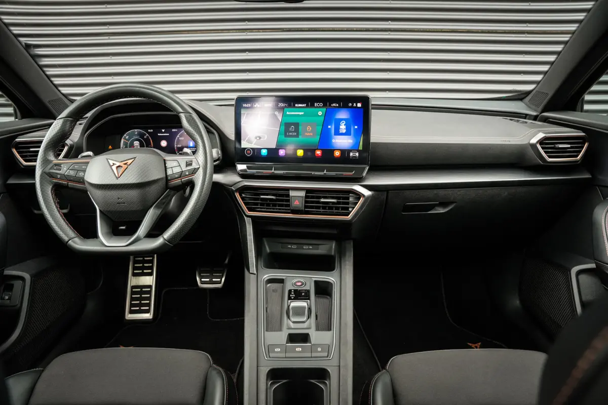 1.4 e-Hybrid VZ Copper Edition | PANORAMADAK | CUPRA KUIPSTOELEN | ACC | VIRTUAL COCKPIT | METALIC | MOOI! |