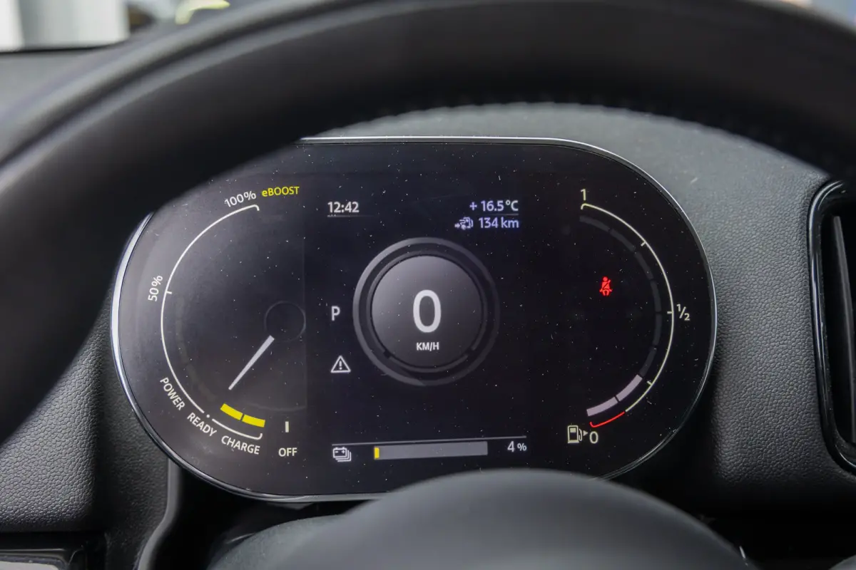 1.5 Cooper ALL4 Chili | Stoelverwarming | PDC V+A | Keyless | Cruise | Elektrisch bedienbare achterklep | Clima | Airco (automatisch) | Cruise control | Elektrisch bedienbare achterklep