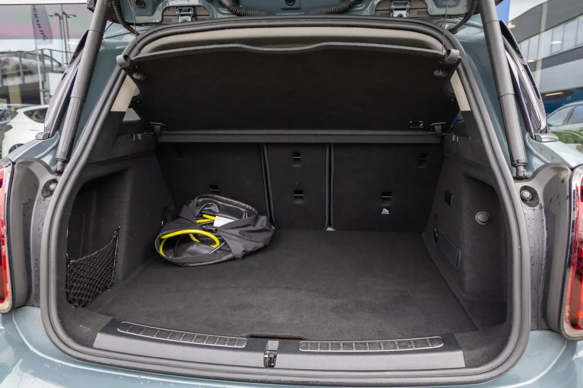 1.5 Cooper ALL4 Chili | Stoelverwarming | PDC V+A | Keyless | Cruise | Elektrisch bedienbare achterklep | Clima | Airco (automatisch) | Cruise control | Elektrisch bedienbare achterklep