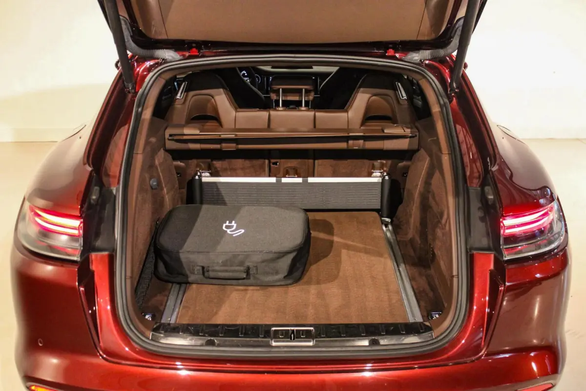 2.9 4S E-Hybrid Sport Design