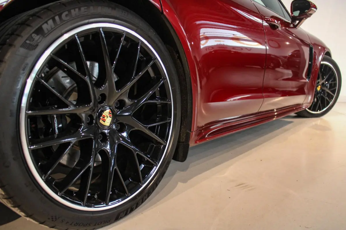 2.9 4S E-Hybrid Sport Design