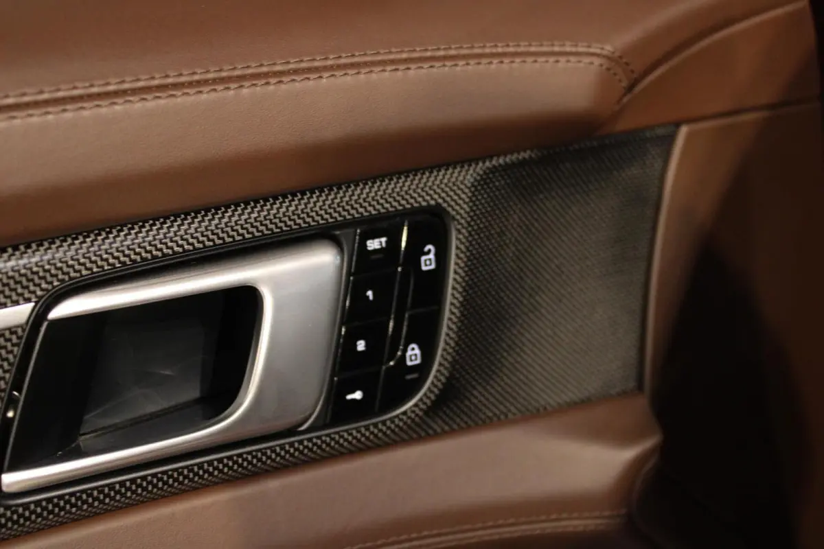 2.9 4S E-Hybrid Sport Design