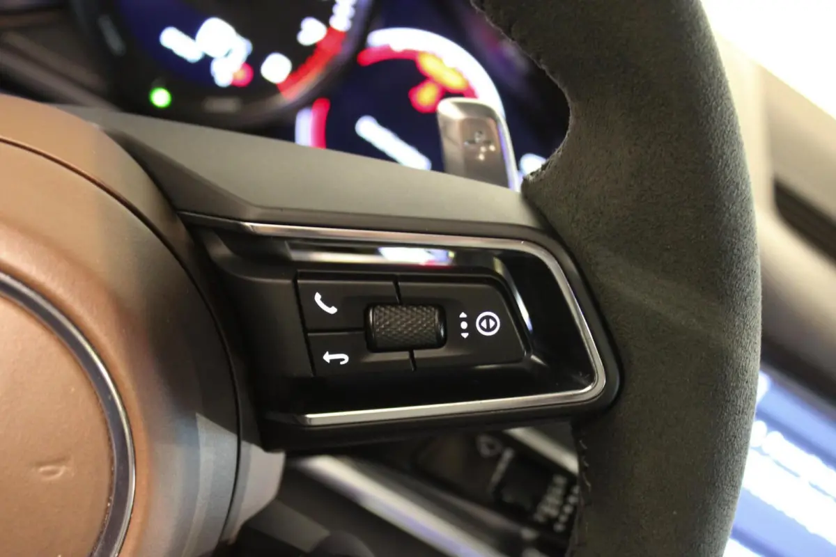 2.9 4S E-Hybrid Sport Design