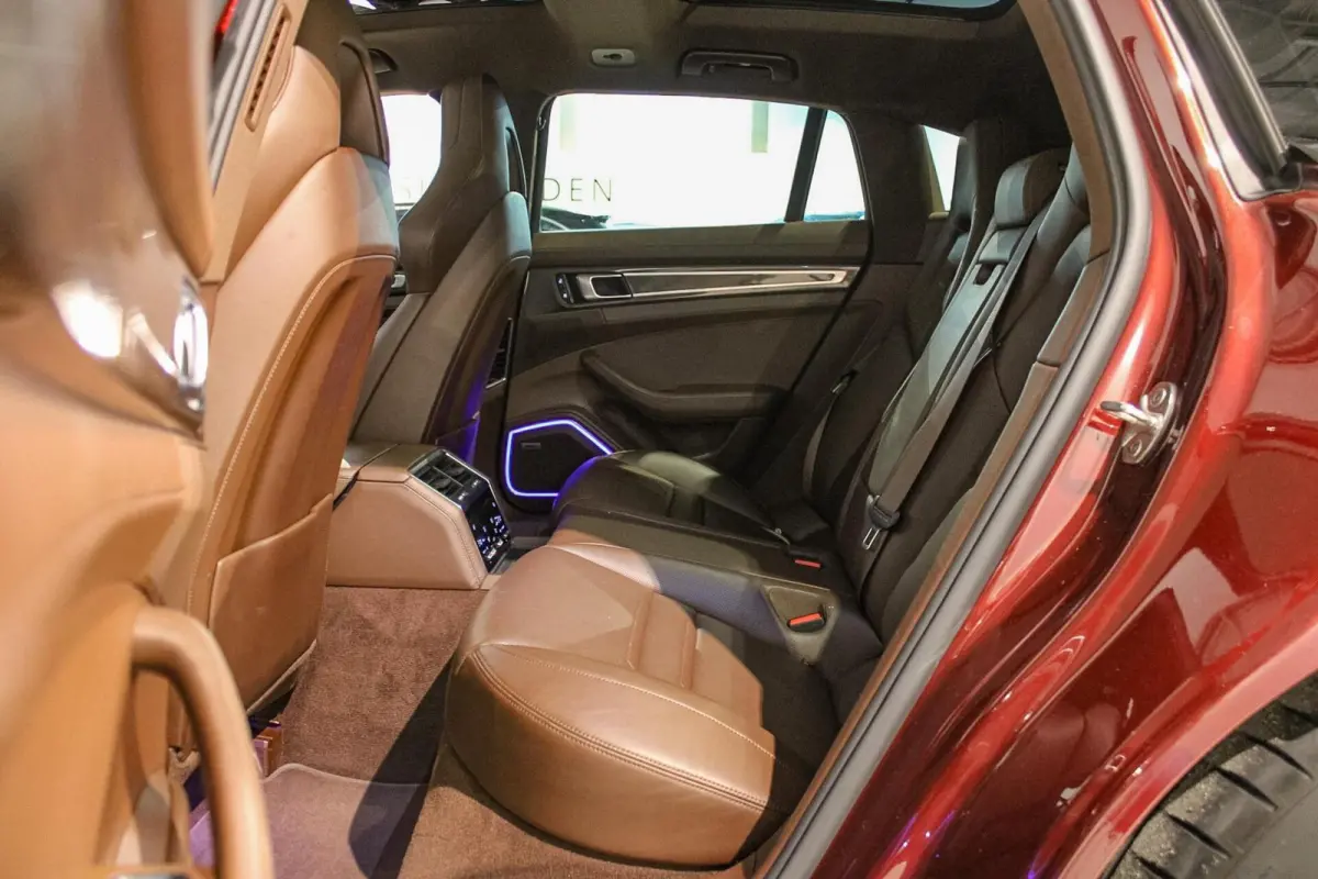 2.9 4S E-Hybrid Sport Design
