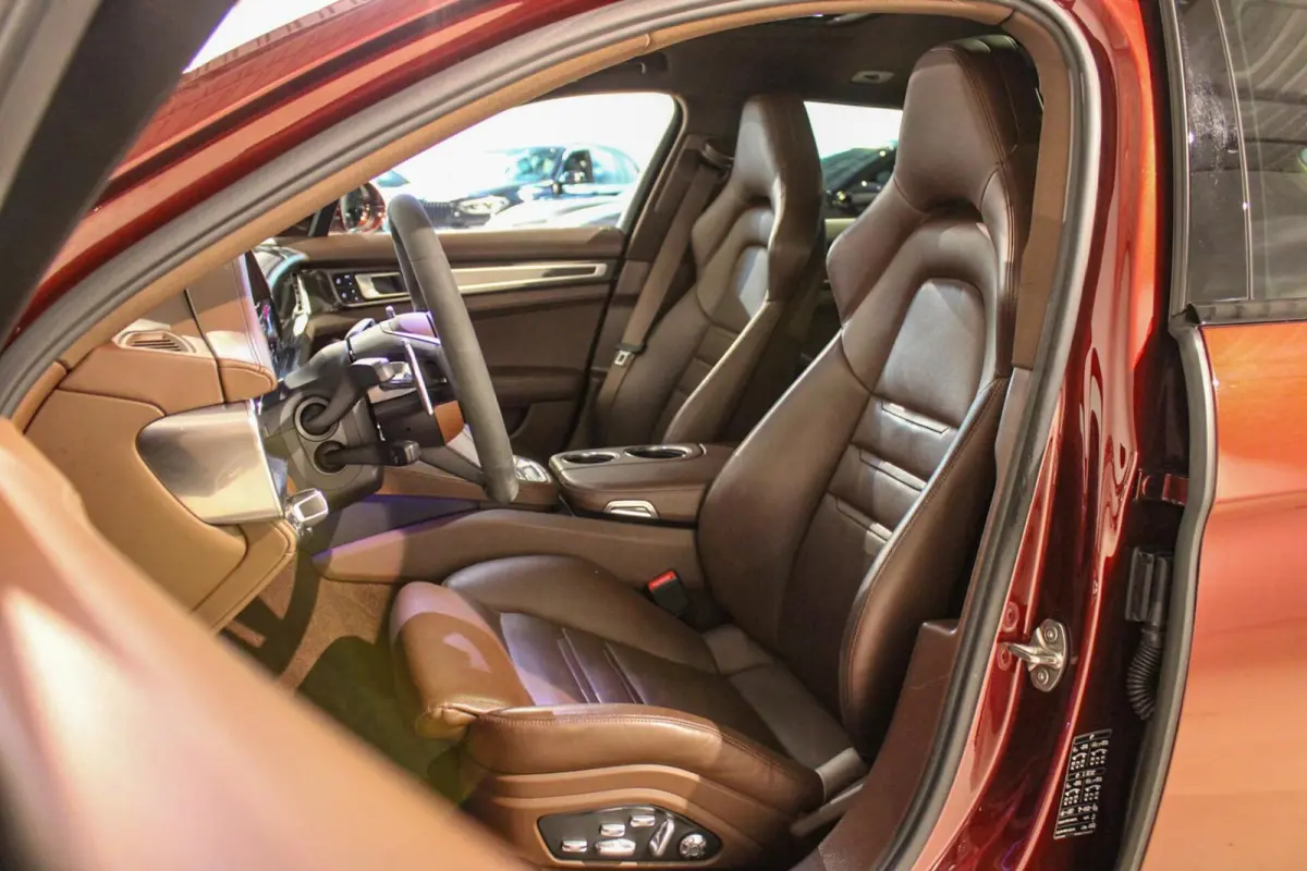2.9 4S E-Hybrid Sport Design