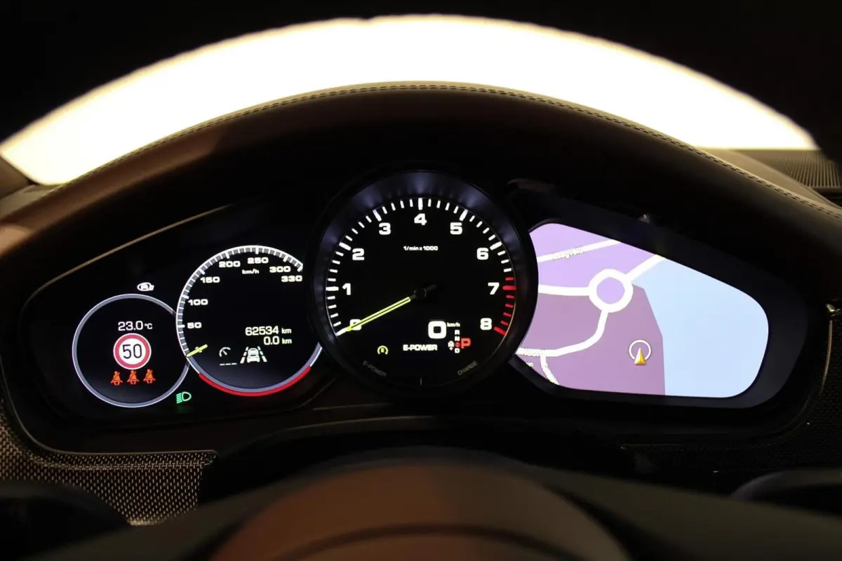 2.9 4S E-Hybrid Sport Design