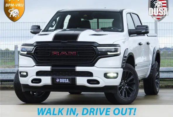 1500 | Limited | 5.7 V8 | HEMI | Night Edition | Panorama dak  | Luchtvering | BPM-VRIJ | Bright white Getoonde accessoires zijn verkrijgbaar tegen meerprijs