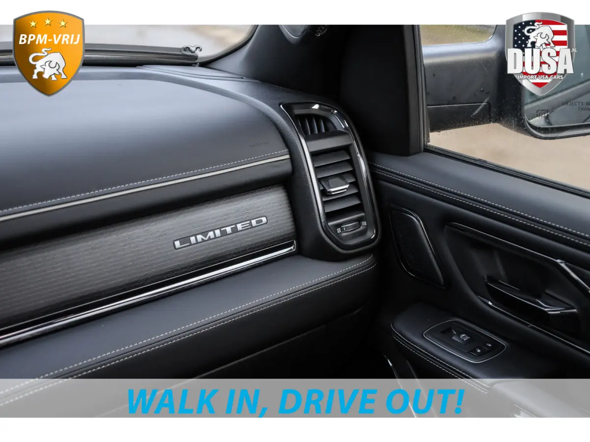 1500 | Limited | 5.7 V8 | HEMI | Night Edition | Panorama dak  | Luchtvering | BPM-VRIJ | Bright white Getoonde accessoires zijn verkrijgbaar tegen meerprijs