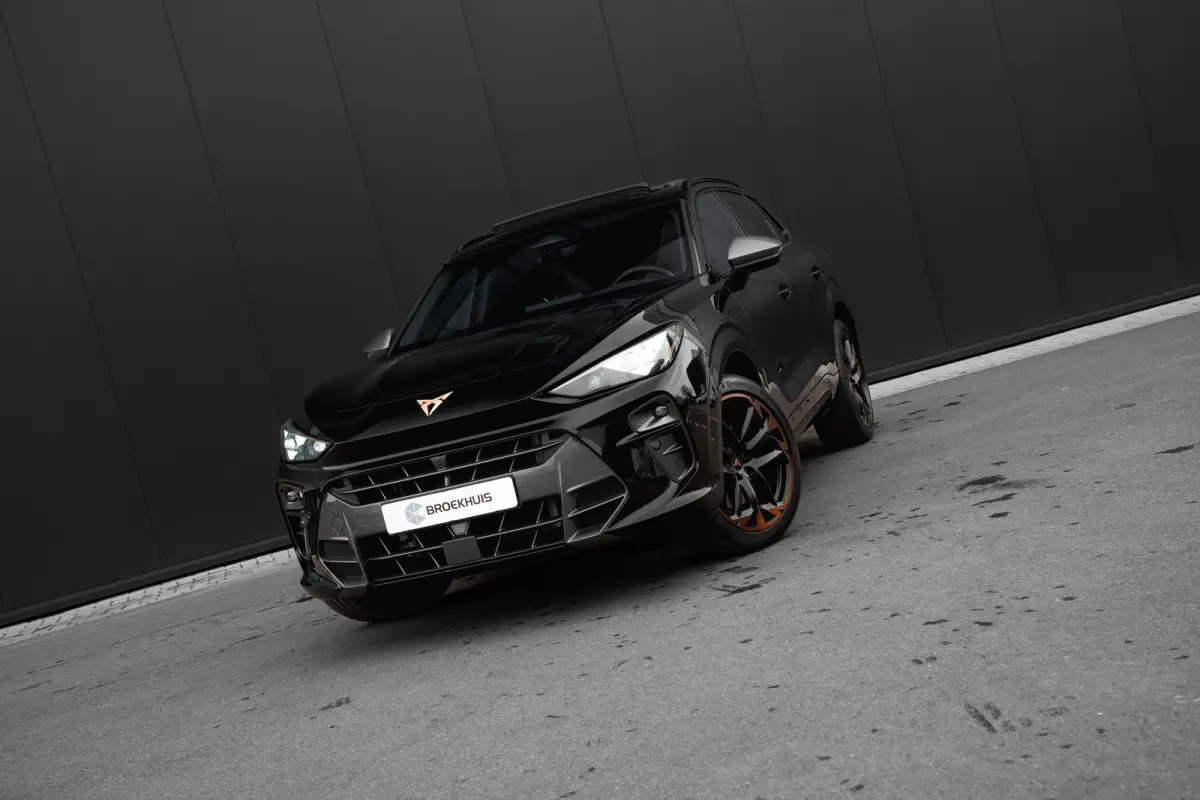 1.5 TSI e-Hybrid 272pk VZ Performance | Panoramadak | Trekhaak | 360 Camera | Head-Up | 20"