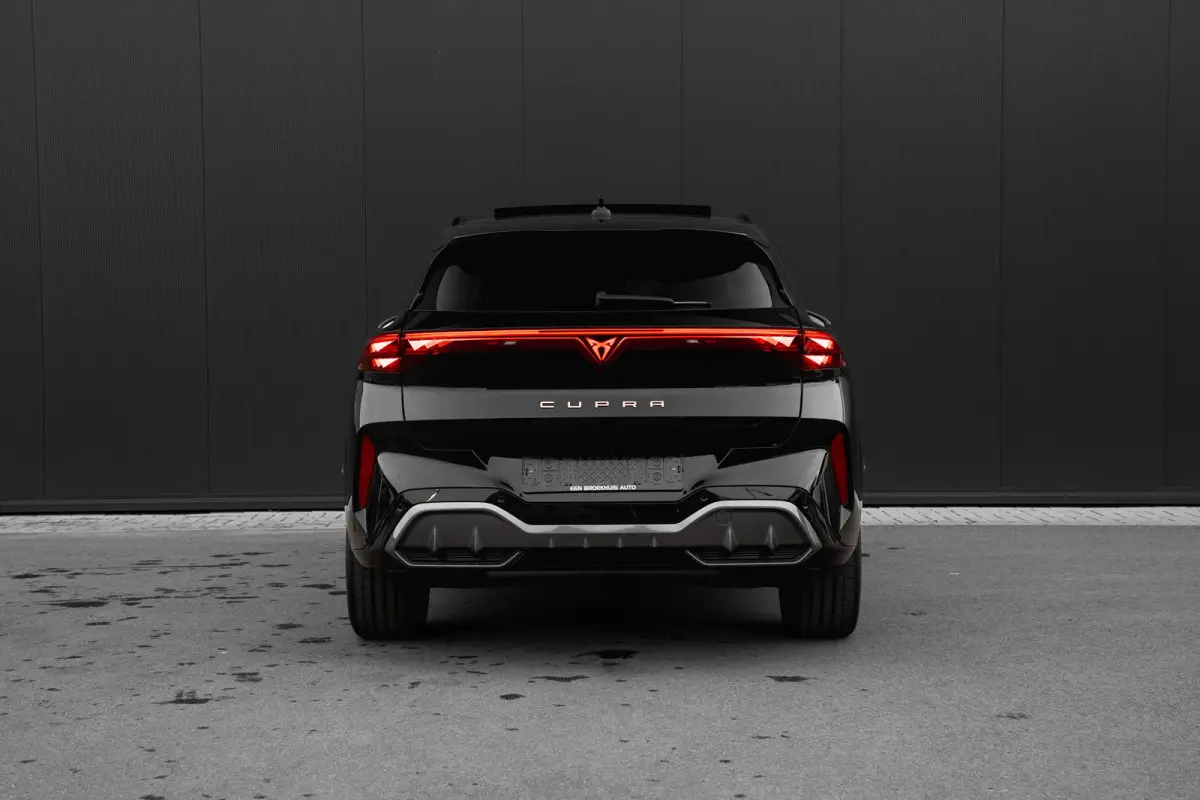 1.5 TSI e-Hybrid 272pk VZ Performance | Panoramadak | Trekhaak | 360 Camera | Head-Up | 20"