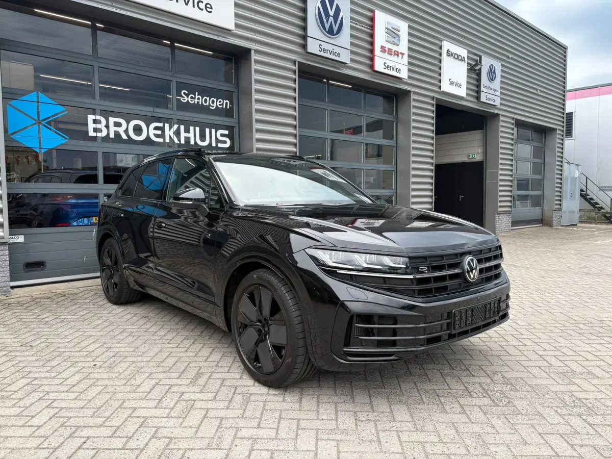 3.0 TSI eHybrid 462 pk 4 Motion R | Trekhaak wegklapbaar | Luchtvering | Elektrische geheugen stoelen |
