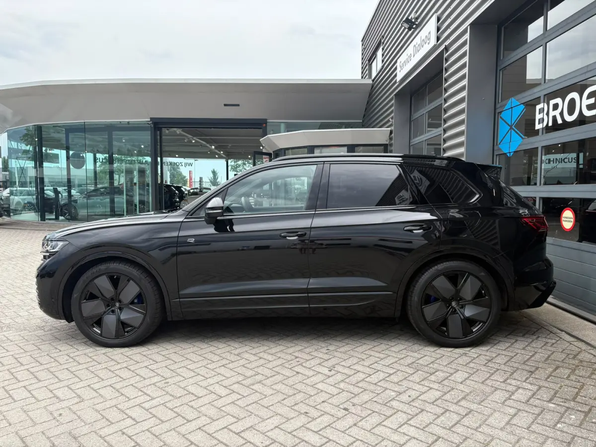 3.0 TSI eHybrid 462 pk 4 Motion R | Trekhaak wegklapbaar | Luchtvering | Elektrische geheugen stoelen |