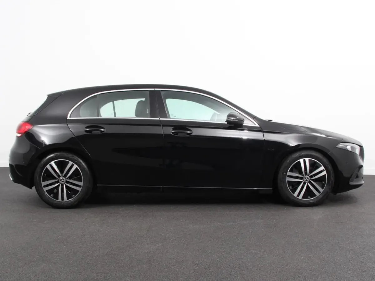 200 Automaat Advantage Navigatie Apple Carplay/Android Auto Camera Adaptive cruise control Stoelverwarming Parkeer sensoren