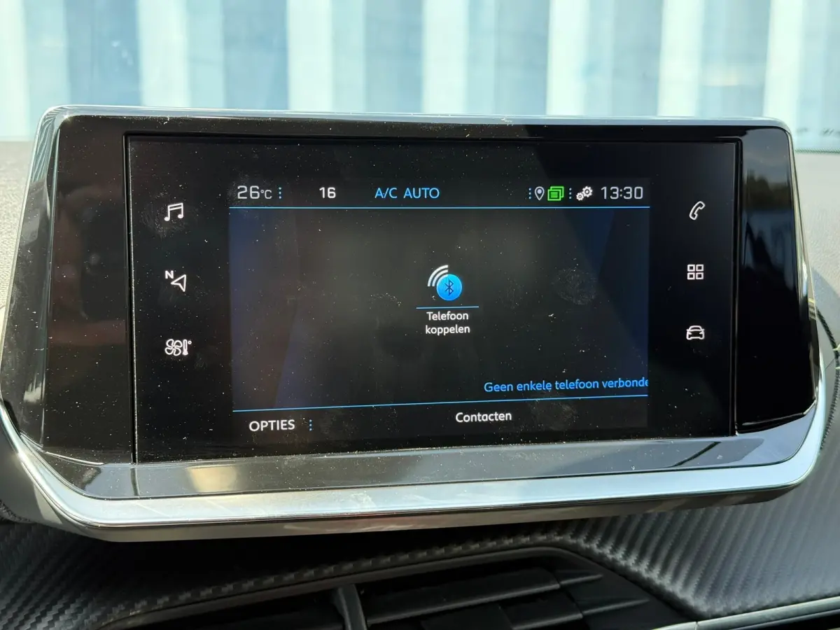 1.2 PureTech GT Achteruitrijcamera | Adeptieve cruise control | Keyless| Interieurverlichting | Stoelverwarming | Apple carplay & Android auto