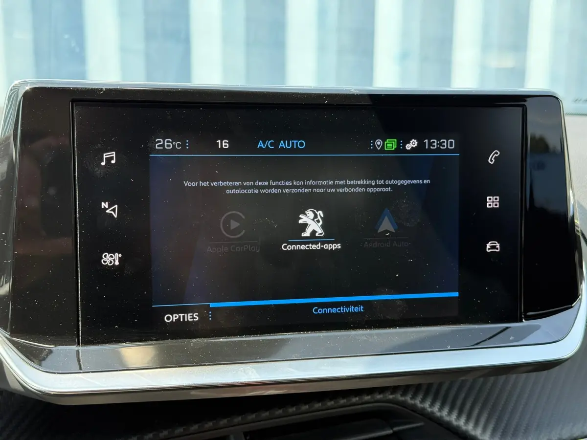 1.2 PureTech GT Achteruitrijcamera | Adeptieve cruise control | Keyless| Interieurverlichting | Stoelverwarming | Apple carplay & Android auto
