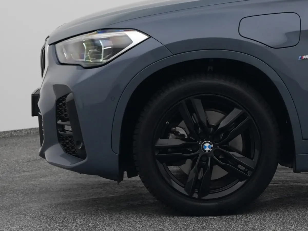 xDrive25e M-Sport | PANO | H&K | CAMERA | STOELVERW.