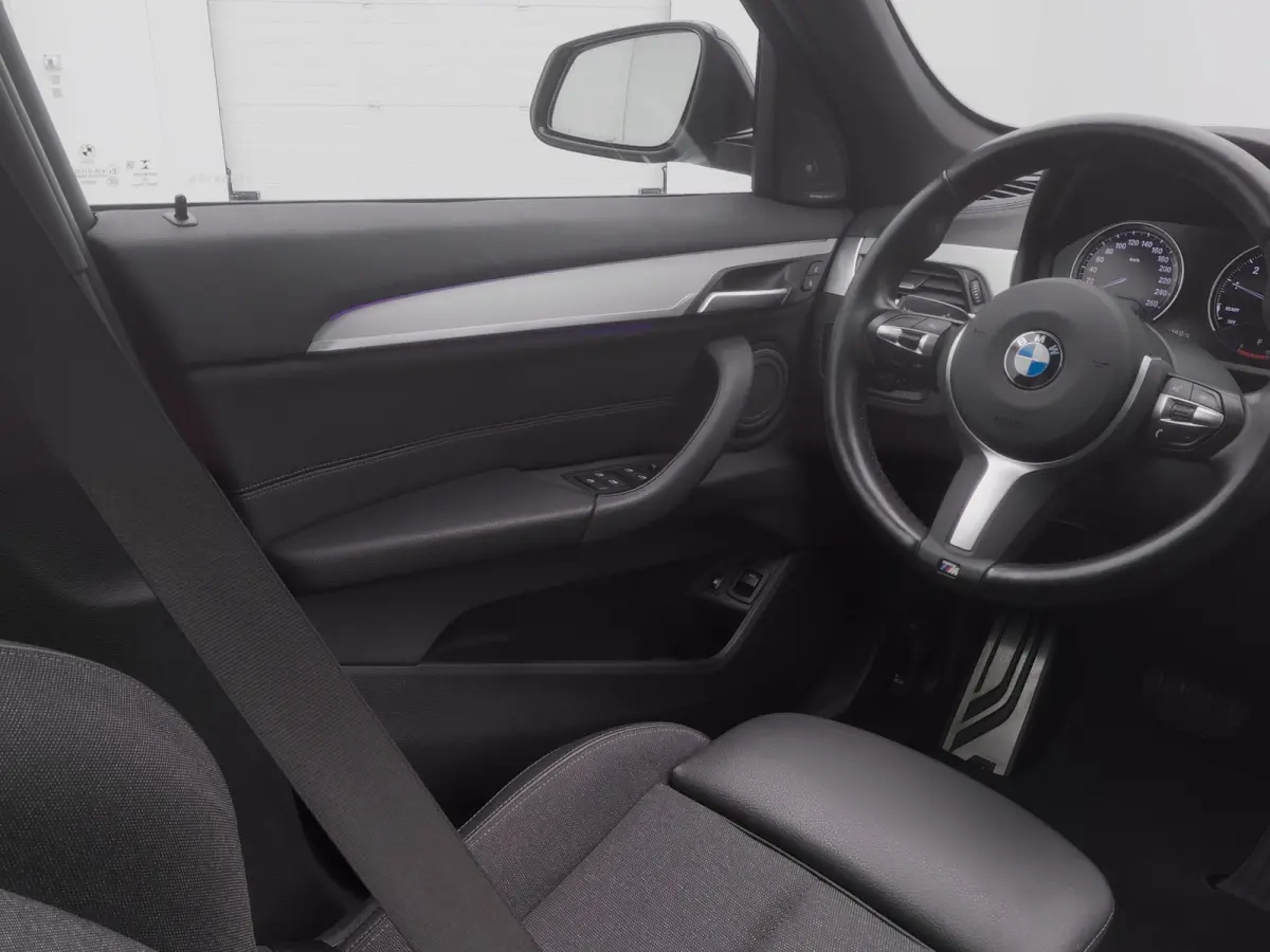 xDrive25e M-Sport | PANO | H&K | CAMERA | STOELVERW.
