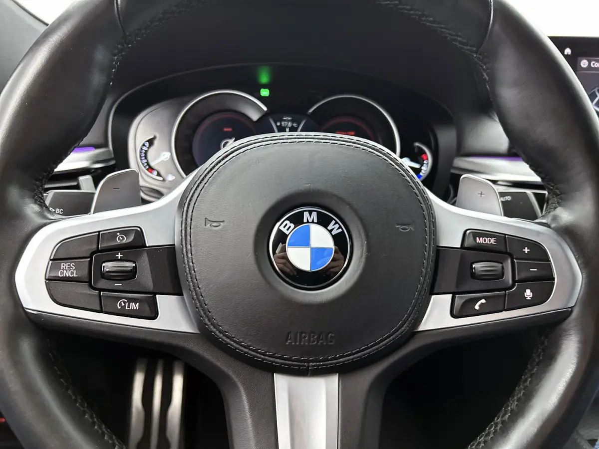 Gran Turismo 630i High Executive M-SPORT (NL-auto, Dealer OnderH, Camera, Navi Pro, PDC V+A, StoelV, Etc)