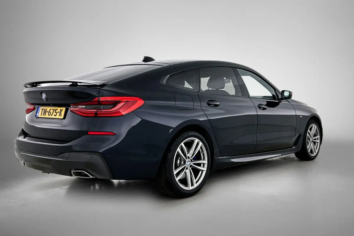 Gran Turismo 630i High Executive M-SPORT (NL-auto, Dealer OnderH, Camera, Navi Pro, PDC V+A, StoelV, Etc)