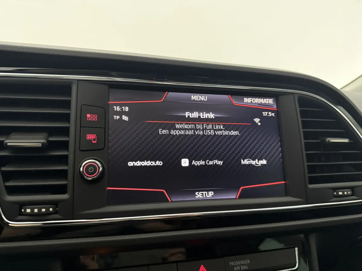 1.8 TSI FR Business Intense 180PK | Pano | Sfeer | Carplay | Cruise | Parkeersens.
