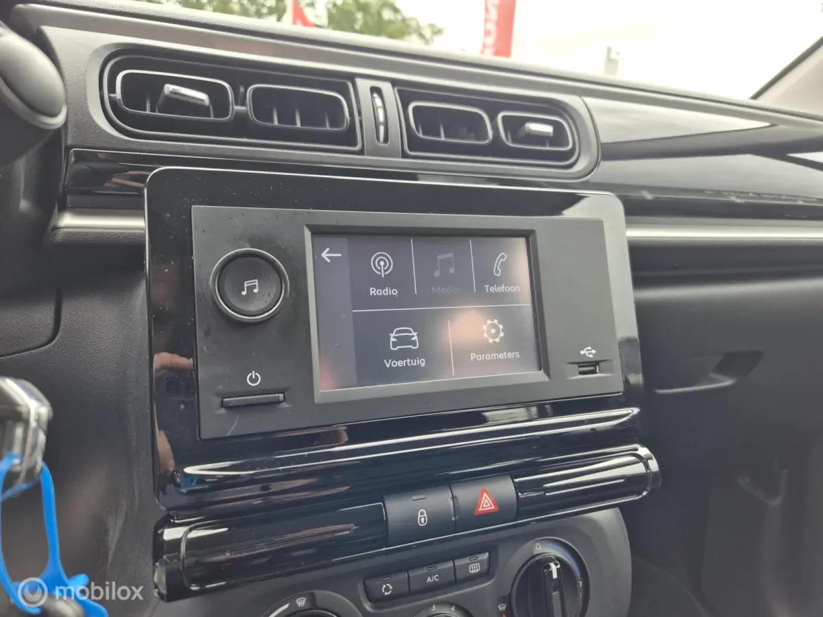 1.2 PureTech You, Stoelverwarming, Airco, Cruise