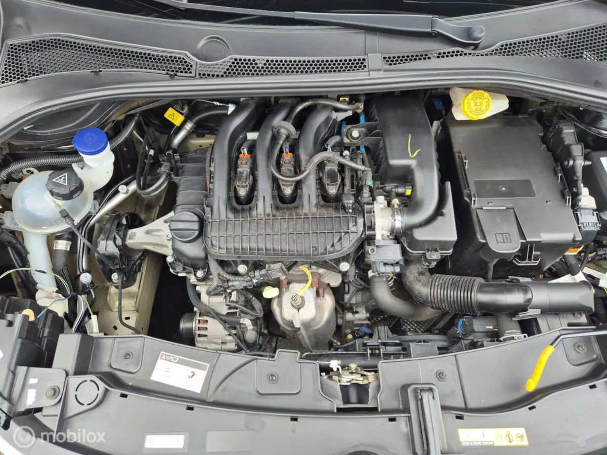 1.2 PureTech You, Stoelverwarming, Airco, Cruise