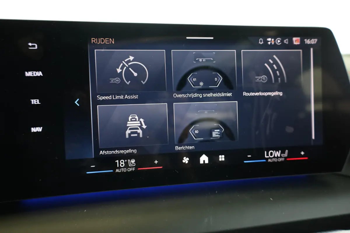 120 | M Sportpakket Pro | Panoramadak | Harman/Kardon | Driving Assistant Plus