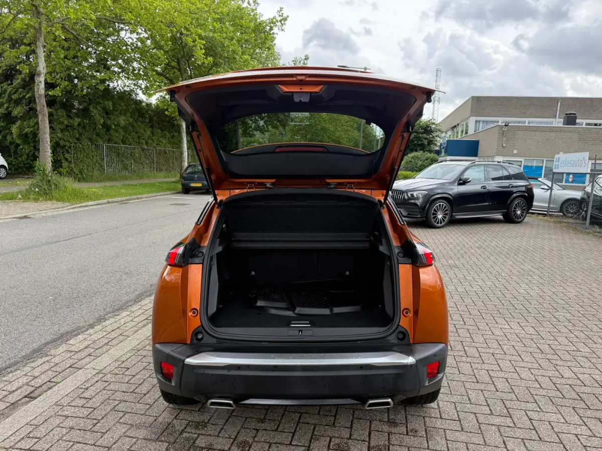1.2 PureTech Allure 130PK, Navigatie, Automaat