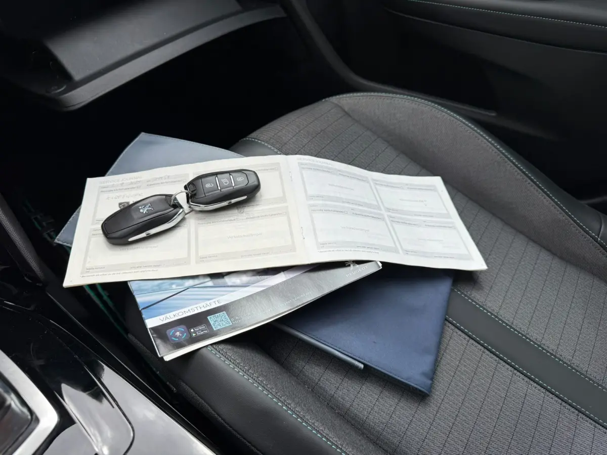 1.2 PureTech Allure 130PK, Navigatie, Automaat