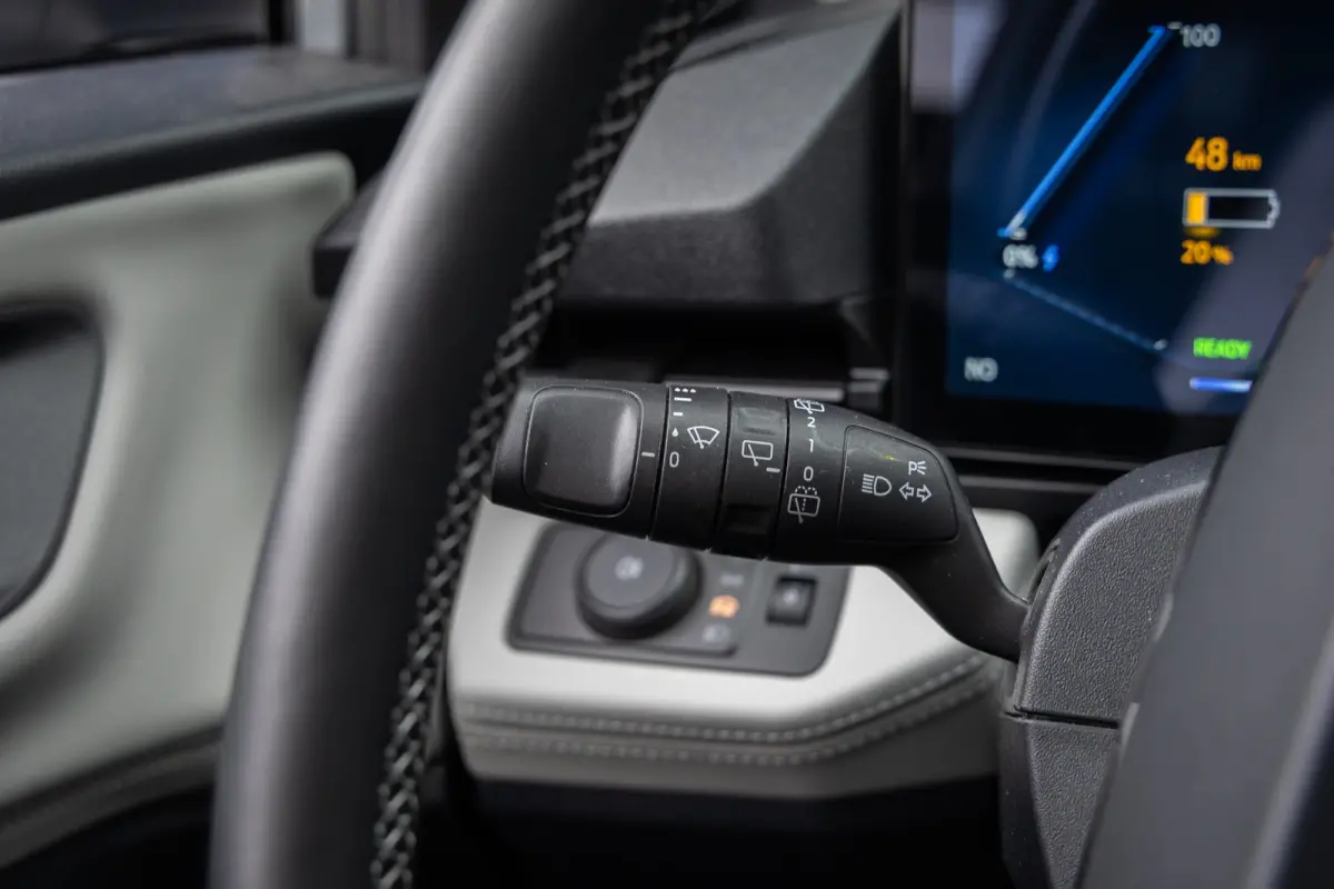 44 kWh | Camera | Stoel/stuur/voorruit verwarming | Cruise control | Full-LED | Apple Carplay/Android Auto | Volledig digitaal dashboard | Achteruitrijcamera | Apple Carplay/Android Auto|tel