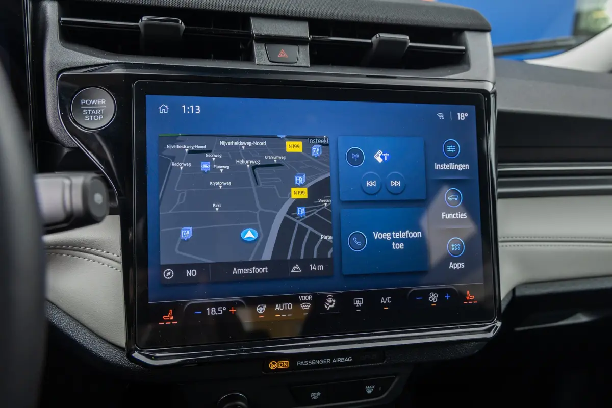 44 kWh | Camera | Stoel/stuur/voorruit verwarming | Cruise control | Full-LED | Apple Carplay/Android Auto | Volledig digitaal dashboard | Achteruitrijcamera | Apple Carplay/Android Auto|tel